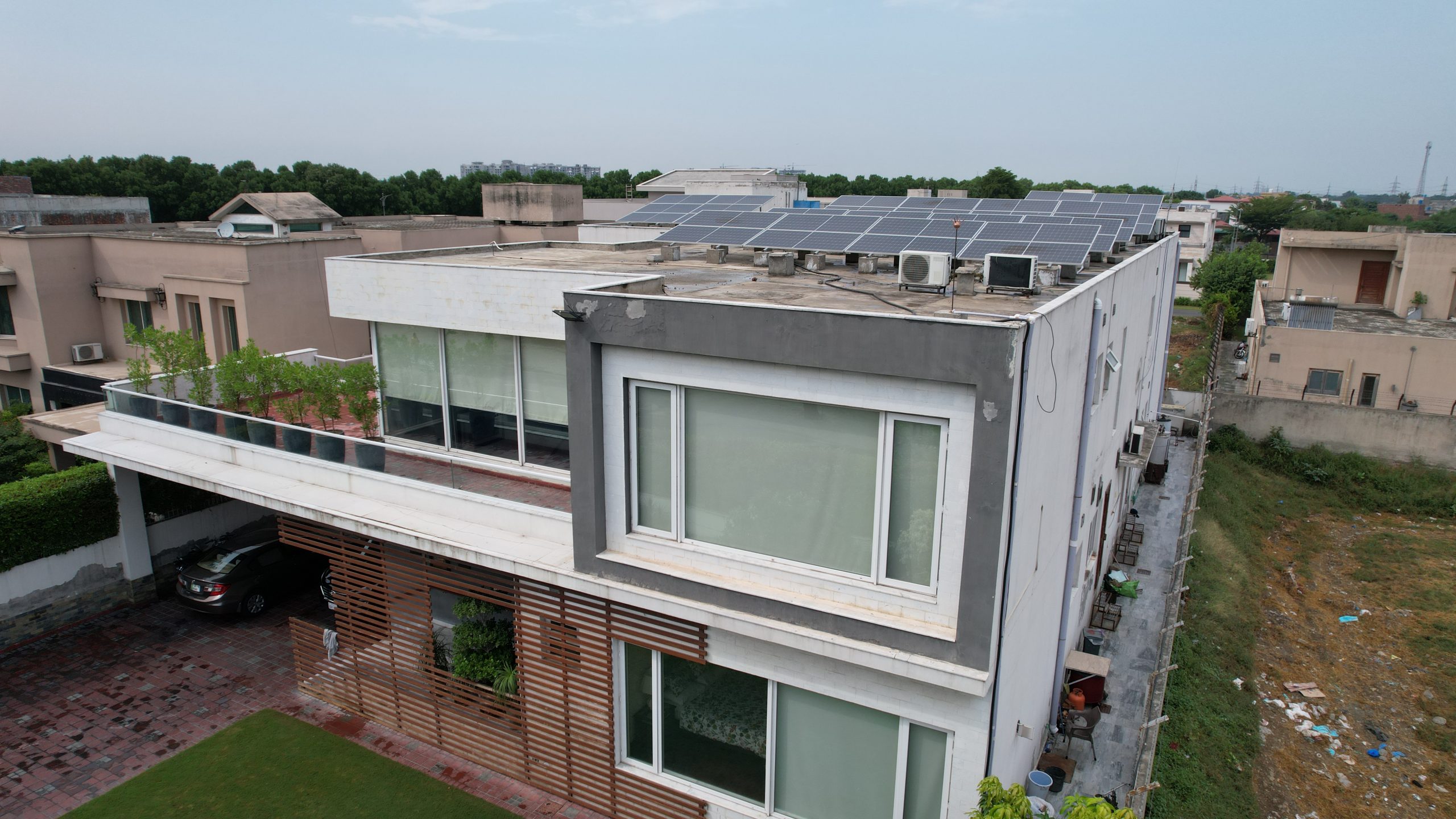 Sympl Energy installed a 25Kw ongrid solar system at this residence in DHA Phase 8 in Lahore